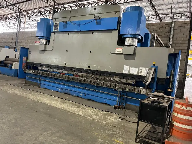 Prensa Dobradeira Gasparini – Conformação de chapas